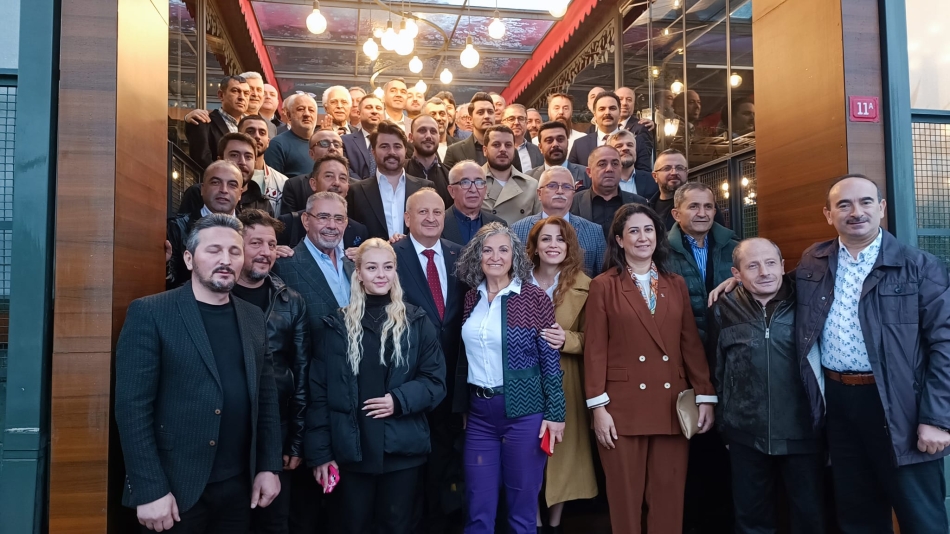 2023/11/1700553803_baSkan_tavli-_lUnyemIzI_yaSanabIlIr_SehIr_yapmak_ICIn_gayret_edIypruzr_-2.jpg