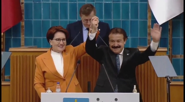ESKİ BAŞKAN ARPACIOĞLU ROZETİNİ AKŞENER'DEN ALDI