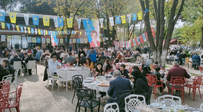 İYİ PARTİ ÜNYE'DE 4. KURULUŞ YILDÖNÜMÜNÜ KUTLADI