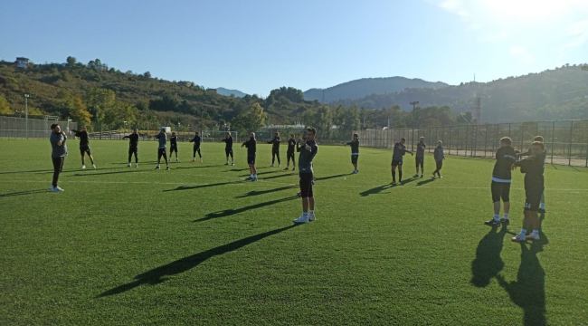 1957 ÜNYE SPOR'UN MERZİFONSPOR MAÇI HAZIRLIKLARI SÜRÜYOR