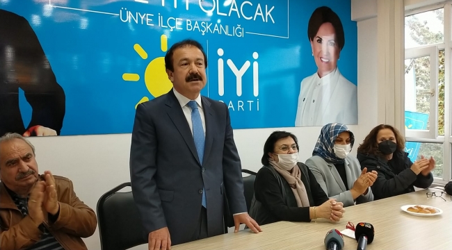 ÜNYE ESKİ BELEDİYE BAŞKANI ARPACIOĞLU: "BİZİM İÇİN BU MİLLETE HİZMET ETMEK EN BÜYÜK ŞEREFTİR"