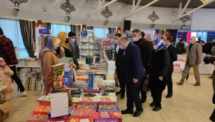 ÜNYE YUNUS EMRE KİTAP FUARININ STARTI VERİLDİ