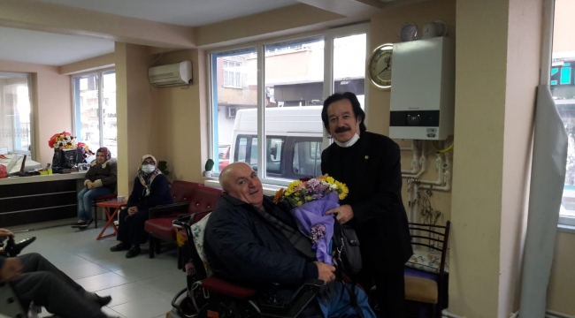 BAŞKAN ADAYI MEHMET KARAMAN, ENGELLİLERİ UNUTMADI