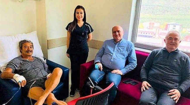 ÜNLÜ AKTÖR KADİR İNANIR'IN İLK ZİYARETÇİLERİ İKİ FATSALI