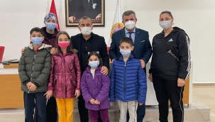 VALİ TUNCAY SONEL "HALK GÜNÜ" TOPLANTILARINI SÜRDÜRÜYOR