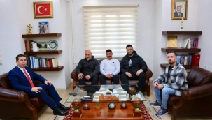 VÜCUT GELİŞTİRME SPORCULARINDAN KAYMAKAM IŞIK'A  ZİYARET