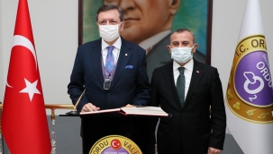 TOBB BAŞKANI HİSARCIKOĞLU,  VALİ SONEL'İ ZİYARET ETTİ