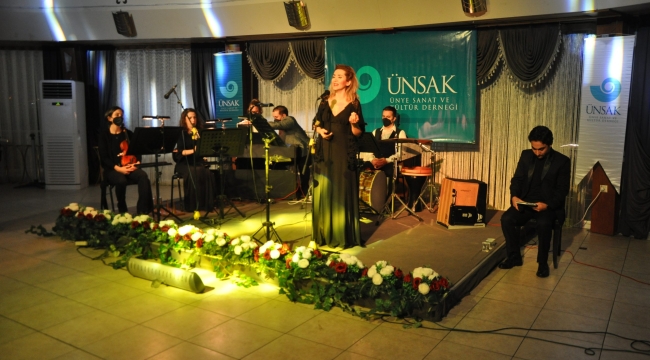 ÜNYE'DE İLK KEZ OPERA TARZINDA KONSER VERİLDİ