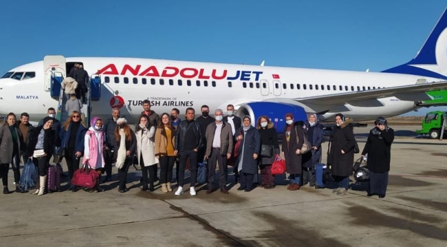 VALİ SONEL'DEN ÖĞRETMENLERE JEST