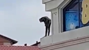 15 TEMMUZ MEYDANINDA İNTİHAR GİRİŞİMİ