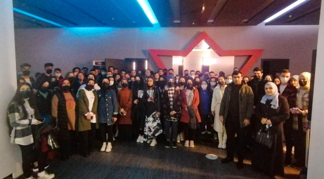 AKKUŞLU ÖĞRENCİLER; "İYİ Kİ VARSIN EREN" FİLMİNİ İZLEDİ