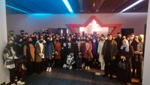 AKKUŞLU ÖĞRENCİLER; "İYİ Kİ VARSIN EREN" FİLMİNİ İZLEDİ