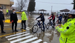 "HAYDİ ÇOCUKLAR BİSİKLETLE DERSE"