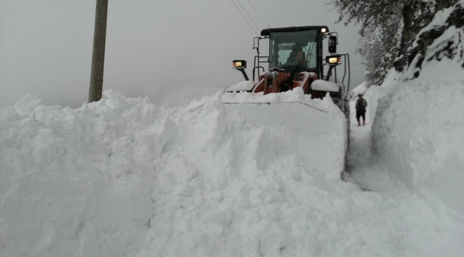 ORDU'DA KAR KALINLIĞI 2 METREYE YAKLAŞTI
