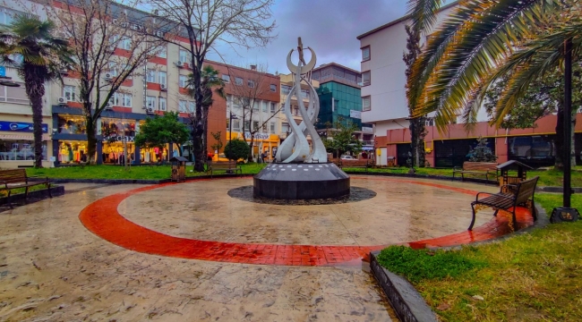 ŞEHİTLERİMİZİN İSİMLERİ ŞEHİTLER ANITINDA…