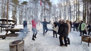 ÜNİVERSİTELİ GENÇLER ASARKAYA'NIN TADINI ÇIKARDI