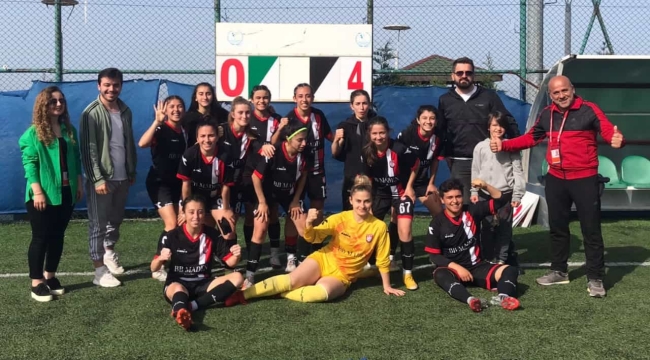 REKORLA GELEN ŞAMPİYONLUK