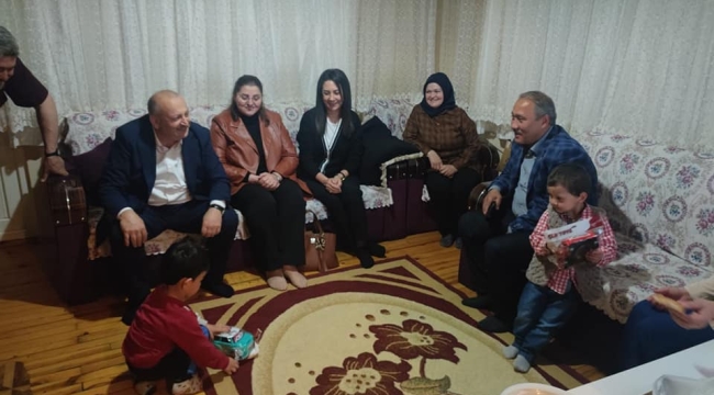 Saraçlı'da İftar Sofrası, Bayramca'da Çay Sohbeti