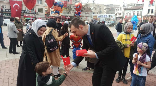 SERKAN GÜRKAN "ÇOCUKLARIMIZA BAYRAK SEVGİSİNİ AŞILAYACAĞIZ"