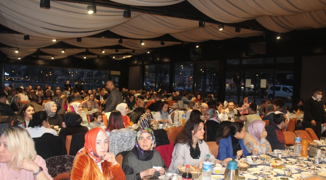 ÜNYE EMLAKÇILARI İFTAR PROGRAMINDA BİR ARAYA GELDİ