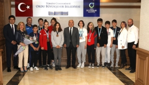 BÜYÜKŞEHİRİN SPORCULARI ORDU'NUN YÜZ AKI OLDU