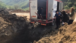 ORDU'DA 2 TON KAÇAK VE SAHTE MÜHÜRLÜ ET İMHA EDİLDİ