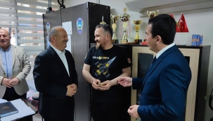 ÖRNEK İŞÇİDEN, ÖRNEK DAVRANIŞ