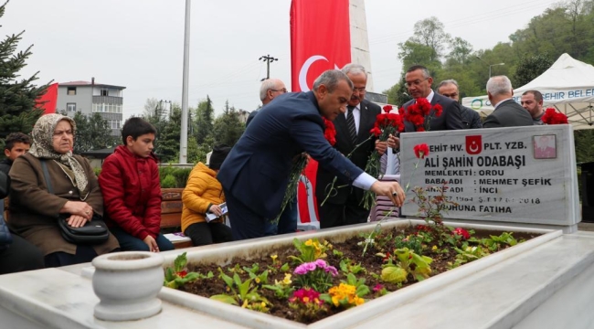 ŞEHİTLER DUALARLA YAD EDİLDİ