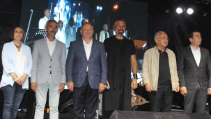 ÜNYE'DE TURGAY BAŞYAYLA KONSERİ