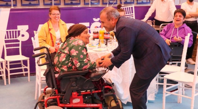 VALİ SONEL, "HER DAİM ENGELLİ VATANDAŞLARIMIZIN YANINDAYIZ"