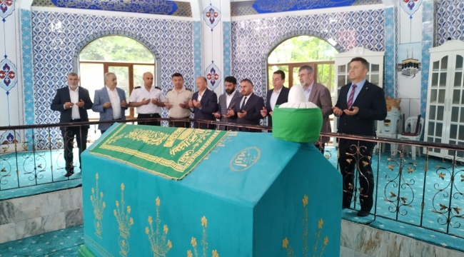 BAŞKAN TAVLI, " YUNUS EMRE'Yİ İNSAN SEVGİSİ VE ENGİN HOŞGÖRÜSÜYLE İYİ ANLAMALIYIZ"