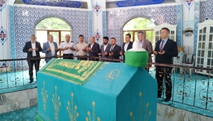 BAŞKAN TAVLI, " YUNUS EMRE'Yİ İNSAN SEVGİSİ VE ENGİN HOŞGÖRÜSÜYLE İYİ ANLAMALIYIZ"