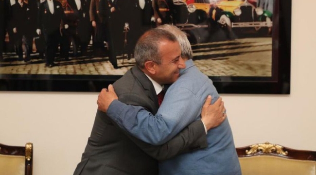 ORDU VALİSİ TUNCAY SONEL, ŞEHİT AİLESİNE GELEN İCRA BORCUNU ÖDEDİ