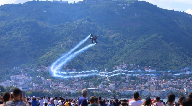 SOLO TÜRK'E YOĞUN İLGİ