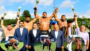 ÜNYE'DE GÜREŞ SEVERLER KARAARMUT'TA BULUŞTU