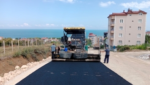 ÜNYE'DE ÜÇ MAHALLENİN BAĞLANTI YOLU TAMAM!