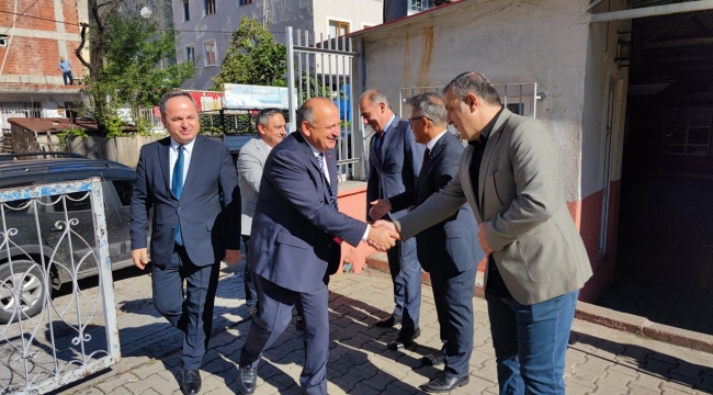 BAŞKAN TAVLI, "ÖĞRETMENLERİMİZ GELECEĞİMİZE YÖN VEREN NESİLLER YETİŞTİRİYOR"