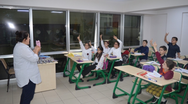 BİLGİ EVLERİNDE EĞİTİM YENİDEN BAŞLIYOR