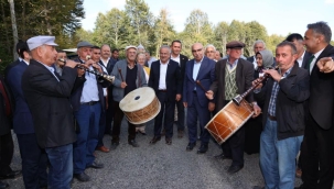 AKKUŞ'TA DAVULLU ZURNALI YOL SEVİNCİ