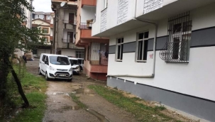 AYRI YAŞADIĞI EŞİ TARAFINDAN BIÇAKLANDI