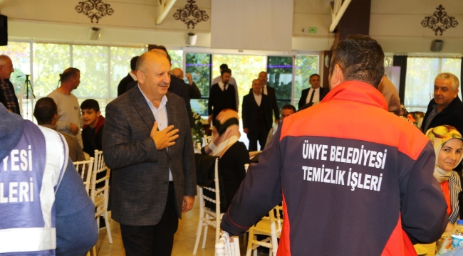 BAŞKAN TAVLI, "ÜNYE'YE HİZMET EDEN BÜYÜK BİR AİLEYİZ"
