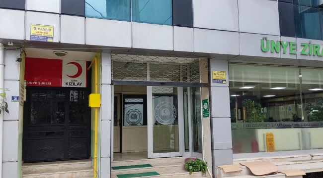 KIZILAY ÜNYE ŞUBESİ, ZİRAAT ODASI'NA KOMŞU OLDU