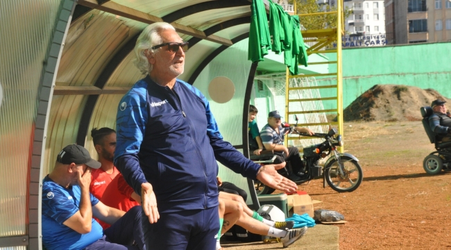 Teknik Direktör Silin: "Ünye 1957 Spor'a Güvenin"