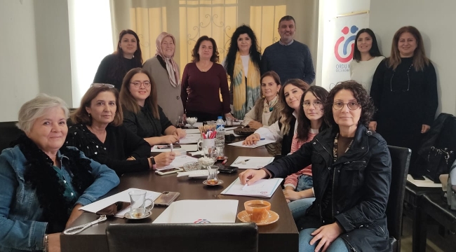 KADINI GÜÇLENDİRME DERNEĞİ'NDEN PROJE HAZIRLAMA EĞİTİMİ