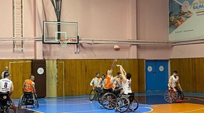 ENGELSİZLER ORDUSU İLK DEVREYİ GALİP TAMAMLADI