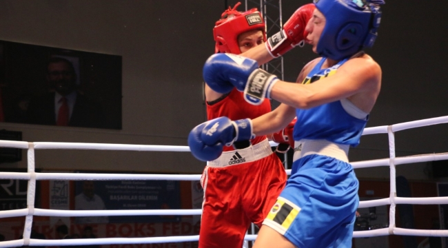 BOKSUN ALTIN KIZINDAN BÜYÜK BAŞARI