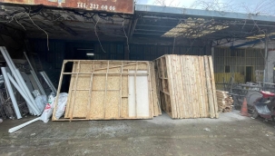 MOBİLYACILARDAN DEPREMZEDELERE PREFABRİK EV