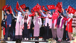 ÇANAKKALE ZAFERİ'NİN 108'NCİ YILDÖNÜMÜ COŞKUYLA KUTLANDI