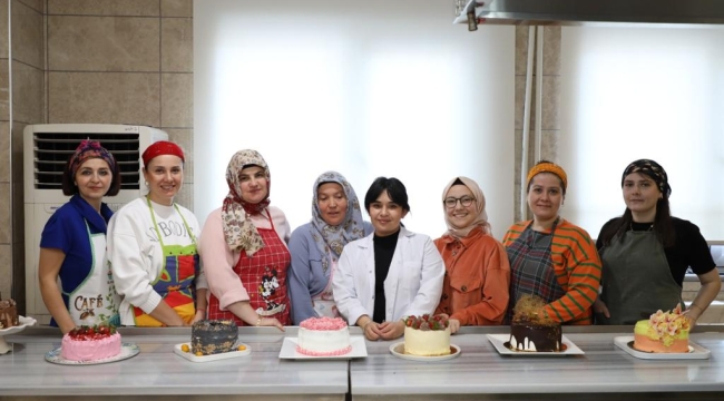 PASTACI ÇIRAĞI KURSU'NA KADINLARDAN YOĞUN İLGİ