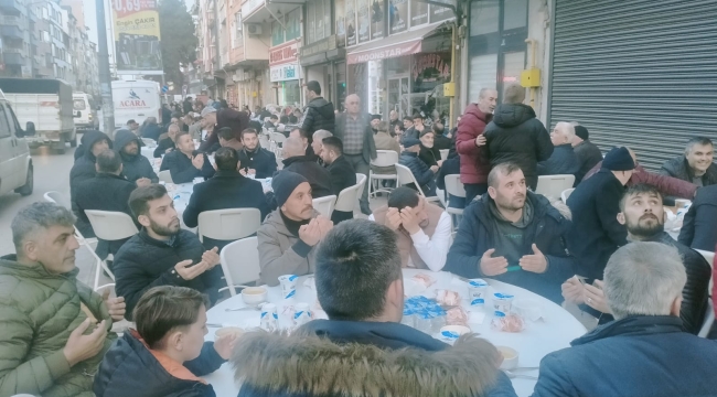 BALCI TOPLU TÜKETİM'DEN YÜZLERCE KİŞİYE İFTAR YEMEĞİ